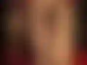 Que provoca tu polla de esclava con capas de medias brillantes, corsé y guantes: estas capas de nailon brillante y sexy te vuelven loca, especialmente cuando se frotan por todo tu dolorido pene.