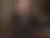 Paja con guantes de látex.