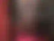 Medias y ligueros con costuras sensuales, combinados con un body de malla. ¡Qué sexy!