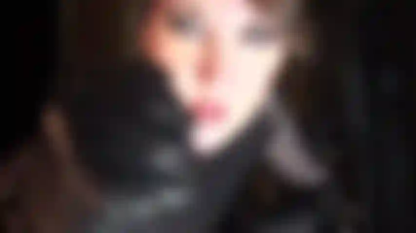 Me encantan los guantes de cuero: deseas sentir estos suaves guantes de cuero sobre ti.