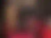 Tu diosa exige adoración para sus piernas y pies en pantimedias color canela, así como para su gran consolador negro. ¡Voy a acariciarlo para que lo veas, con mis pies justo en tu cara!