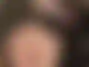 Ama muestra su increíble culo en un vestido de vinilo con encaje extra corto y pantimedias, provocando tu polla.