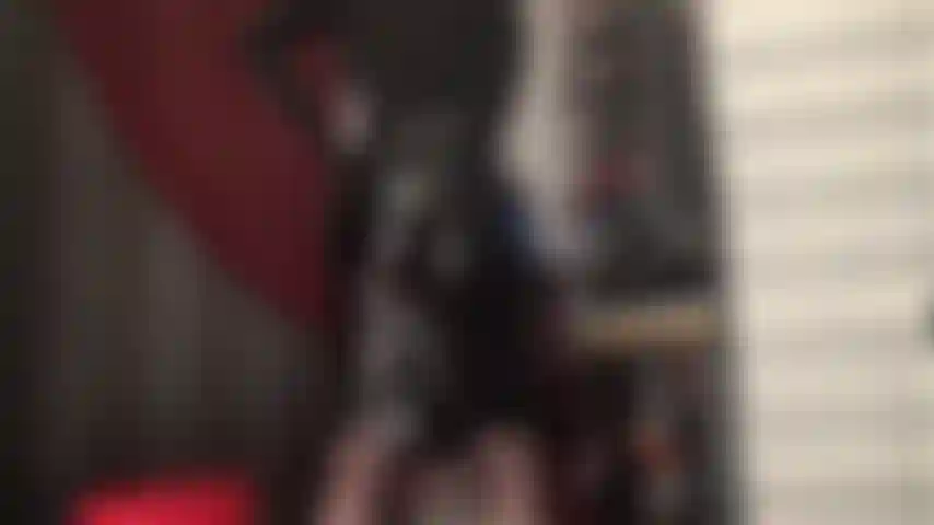 Pvc facesitting - mi ama te hace querer su culo brillante en tu cara, quitándote el aliento.