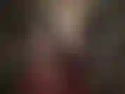 Con cabello corto sexy y una polla negra enorme que te hará sentir aún más inferior. Espléndida, piernas en medias, una polla negra enorme.