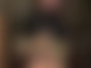 Fetiche médico - guantes de hospital largos esterilizados, paja y provocación con correa - la amante vestida de goma agrega un par de guantes médicos largos para provocar esta polla y tu garganta.