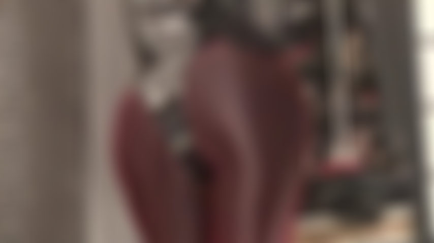 Cartera de atuendo fetiche, drenaje, la amante exige que la cerdita envíe más y más y más.