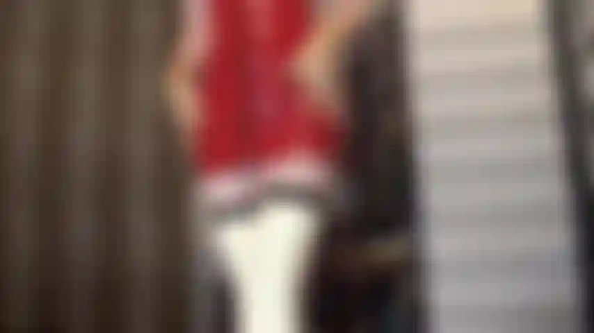 Sueño con sentarme en la cara de mi amante usando un vestido de látex extra corto?