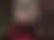 Eres una sumisa débil para tu diosa en látex ajustado.