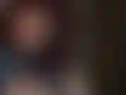 Huele mis pies de nailon sudorosos.