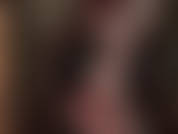 Parte 2/3... Dominación sensual con strap-on con medias blancas de encaje sedoso sobre pantimedias brillantes. Mírame excitarte con mis increíbles piernas de nailon mientras te acaricio y te penetro con mi enorme polla.