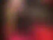 Tu ama fetiche ordeña tu polla y se sienta sobre tus bolas, provocando con su increíble culo.