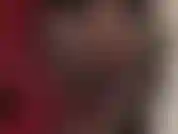 Ama se entrega a tu fetiche por lamer tacones de aguja de metal.