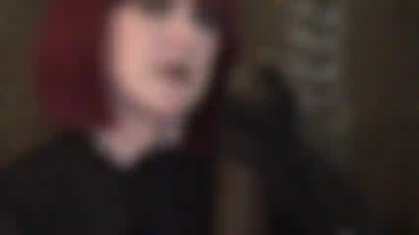 Anhelas una polla negra; si lo único que puedes pensar es en una bbc, entonces la anhelarás aún más, ya que la amante vivian hace que esta gran polla negra luzca tan deliciosa.