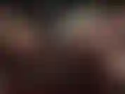 Instrucciones para atar con pantimedias: usa la pernera y sigue las instrucciones de tu ama sobre cómo prefiere que te aten el pene y los testículos. Usa la parte superior de las pantimedias para masturbarte. ¡Qué suave!