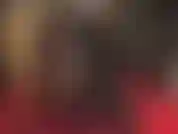 Guantes de goma negros brillantes para una paja resbaladiza y sexy.