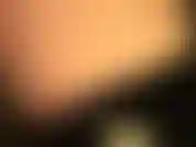 Shhh.... Mano de látex sobre la boca.