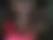 Fetiche de tacones con tiras, adoración de culo, medias y bragas de encaje.