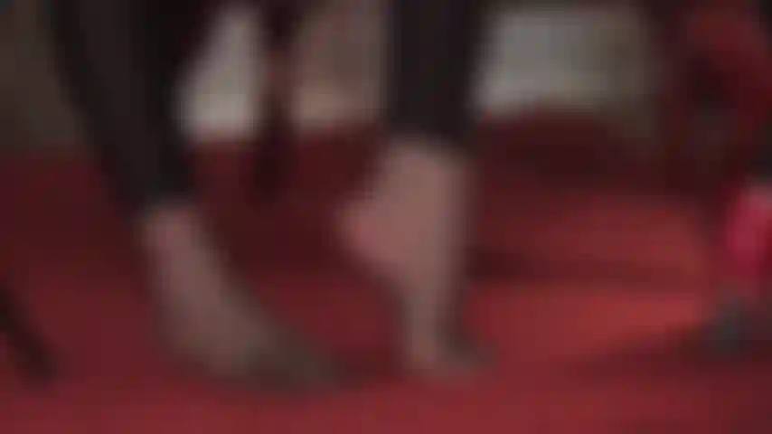 Dedos dulces en pantimedias de 5 dedos / guante para los dedos: este par especial de medias te dejará deseando chupar todos y cada uno de los dedos del pie revestidos individualmente en nailon.