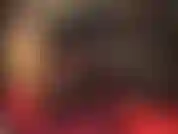 A cumboy le encanta adorar el culo y las piernas de mi ama con faldas ajustadas y medias. Cruzar las piernas de pie es su postura favorita, y le ordenan masturbarse con el gesto de la mano de mi ama.