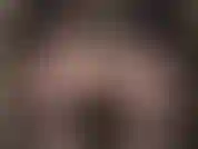 Mientras tu diosa presenta su increíble trasero redondo con este vestido semitransparente, ya puedes vislumbrar lo que hay debajo... Capas de pantimedias brillantes y calientes.