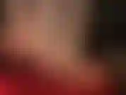 Saborea el sudor de mis pies descalzos, limpia cada centímetro con tu lengua.