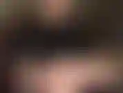 ¿No te encantaría frotarte sobre estas sedosas medias vintage y deslizar tu polla dentro de la parte superior de las medias...?