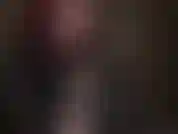 Fetiche del látex: paja con guantes de goma. Exprimida hasta la última gota.