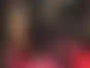 Fanática de los pantalones de satén: te encantan sedosos y brillantes. Mi ama tiene el pantalón y la blusa perfectos para que los adores.