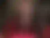 Un toque de piernas espectacular con medias negras transparentes, tacones rojos de acero, corsé de cuero y guantes. Piernas cruzadas y extendidas te hacen sentir débil y retorcida.