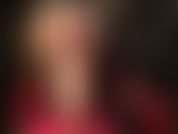 Capas de nailon color piel brillante, adoración del culo, fetiche de pies: tu diosa agrega otra capa de nailon brillante con estas hermosas medias color bronce.