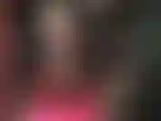 Guantes de látex sobre las piernas de nailon de la señora vivian y tu polla.