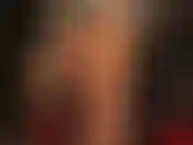 Capas de medias súper brillantes: la amante vivian es una provocadora increíble con sus medias de nailon más brillantes, mostrando pies, piernas y trasero mientras ordeña tu polla entre las capas suaves.