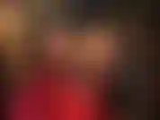 Suelas de nailon suaves y adoración de culo en pantimedias: ¿no disfrutarías frotando tu polla de esclava por todos mis pies y mi culo perfecto revestido de nailon, o tal vez entre mi zapato y mi pie?