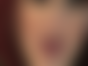 Fetiche de escupir, provocación (corto).