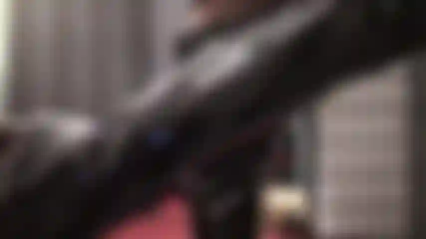 Fetichismo de botas, adoración de botas, adoración de culos de pvc... Tu corazón se acelera al ver las nuevas y brillantes botas altas de mi amante. Tan suave, tan brillante. Es tu deber que siga siendo así.