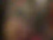 Bebe mi saliva y trágate mi polla negra. Este strap-on es para ti, mi zorra codiciosa.