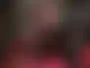 Tacones, pies, gran polla negra: la amante te hace babear, incluso con sus hermosos guantes de cuero acariciando su enorme strap-on.