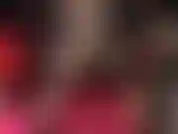 Una sexy y corta provocación de las piernas de mi amante en pantimedias sedosas y tacones perfectos.