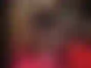 Ama provoca en blanco y negro - para esos momentos en los que no puedes decidir si te gusta el negro o el blanco... Un guante negro y un tacón, y un guante blanco y un tacón para provocar tu polla...