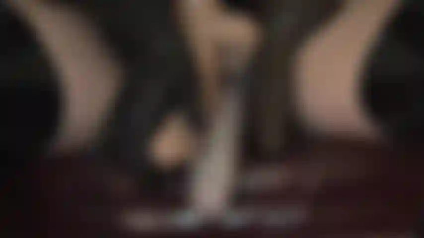 Cuantas más pollas tenga mi puta, más feliz será la ama: estas enormes pollas están hechas para lucir más sabrosas y deslizarse fácilmente por la garganta de tu puta con su deliciosa saliva agregada a cada una de ellas.