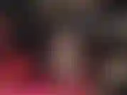 El juego de zapatos y colgantes de la señora vivian te excita muchísimo.