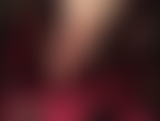 Quiero adorar los maravillosos pies de la señora vivian, sus arcos altos y sus lindos deditos en medias negras transparentes y desnudos.