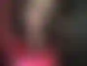 Traje diminuto de dominación con strap-on: la amante vivian usa medias negras transparentes, un sexy sujetador de látex negro y peeptoes mientras acaricia su polla negra de 8 pulgadas.