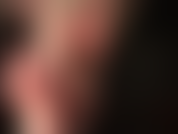 Admira los maravillosos pies descalzos de la señora vivian. Inhala su embriagador aroma.