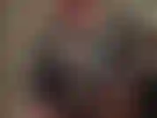 Amante del cuero, mete su gran strap-on stryker blanco en tu boca guarrilla.