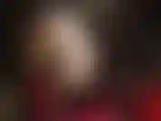 Fetiche por los jeans blancos, cuero negro, botas, guantes y un enorme strap-on negro. Atraída por mis jeans ajustados, mi amante mete su bbc en tus agujeros.