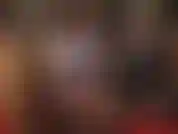 Busco una seductora teta de látex, ¡eres una idiota con una polla pequeña, una perdedora que no puede ver esas curvas tan increíbles vestidas con una goma azul caliente y apretada a menos que pagues mucho dinero!