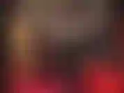 Medias negras transparentes, suelas suaves, piernas largas y culo de nailon redondo perfecto y mules de cuero calientes para ser ordeñada.