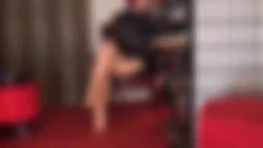 No hay nada como el brillo excesivo! Te gustan las medias extra brillantes? ¿Qué tal una doble capa de medias color canela brillante?