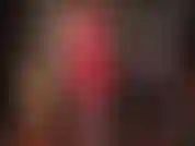 Provocativa sensual con vestidos y body muy sexys, muy cortos y ajustados con la cantidad justa de shorts debajo de la falda, sentadas en la cara y adoración al cuerpo.